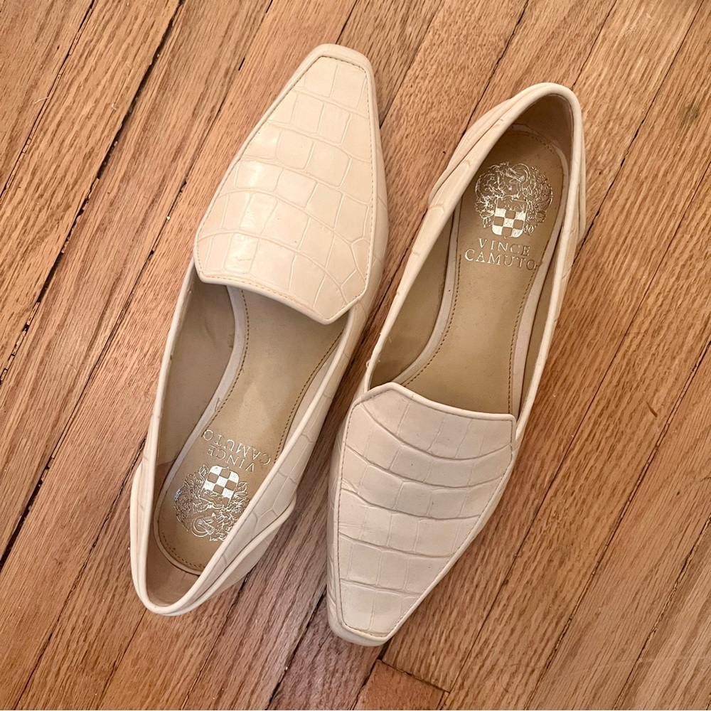 Vince Camuto Alligator Loafers - Gem